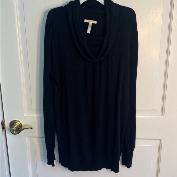 Old Navy Black Maternity Sweater - Picture 1 of 10